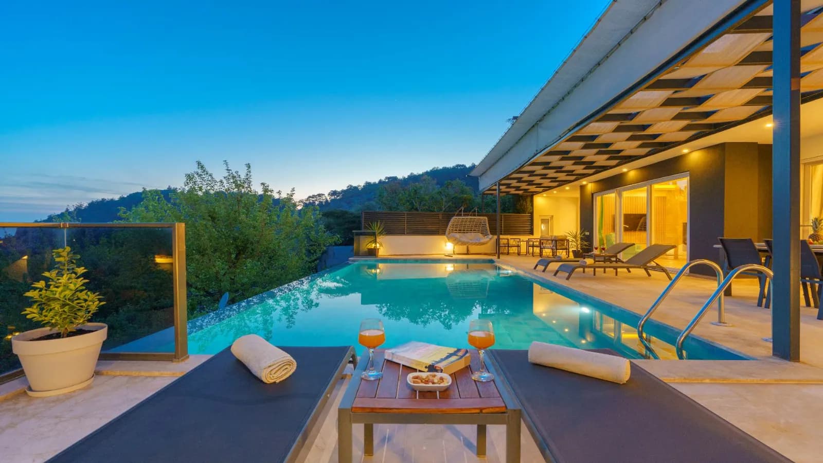Villa Bigstar