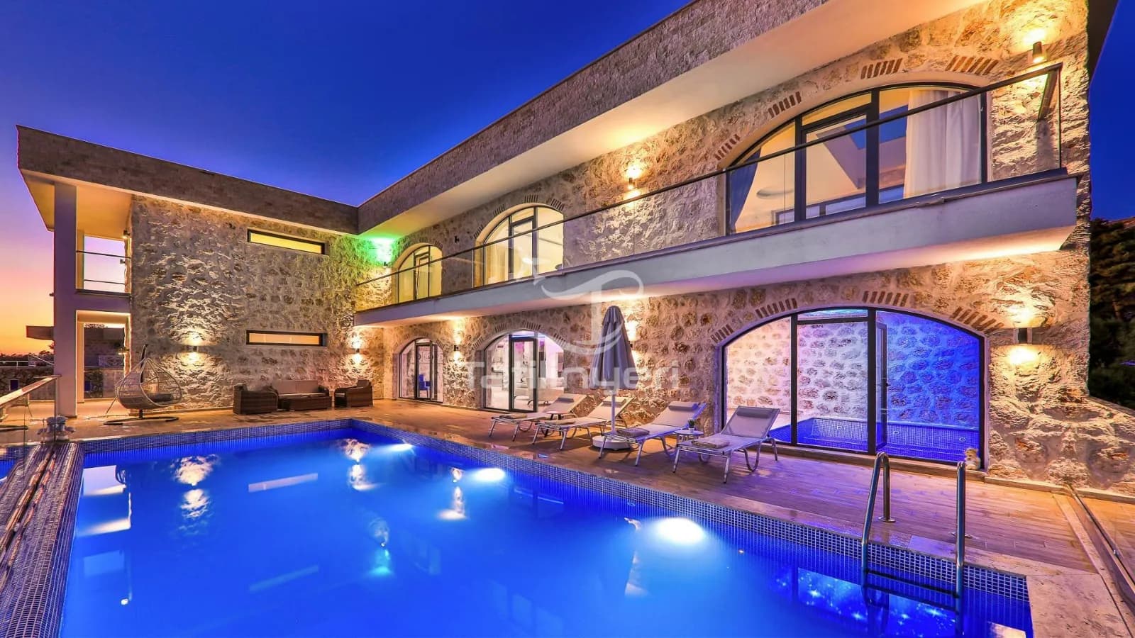 Villa Chiron 10