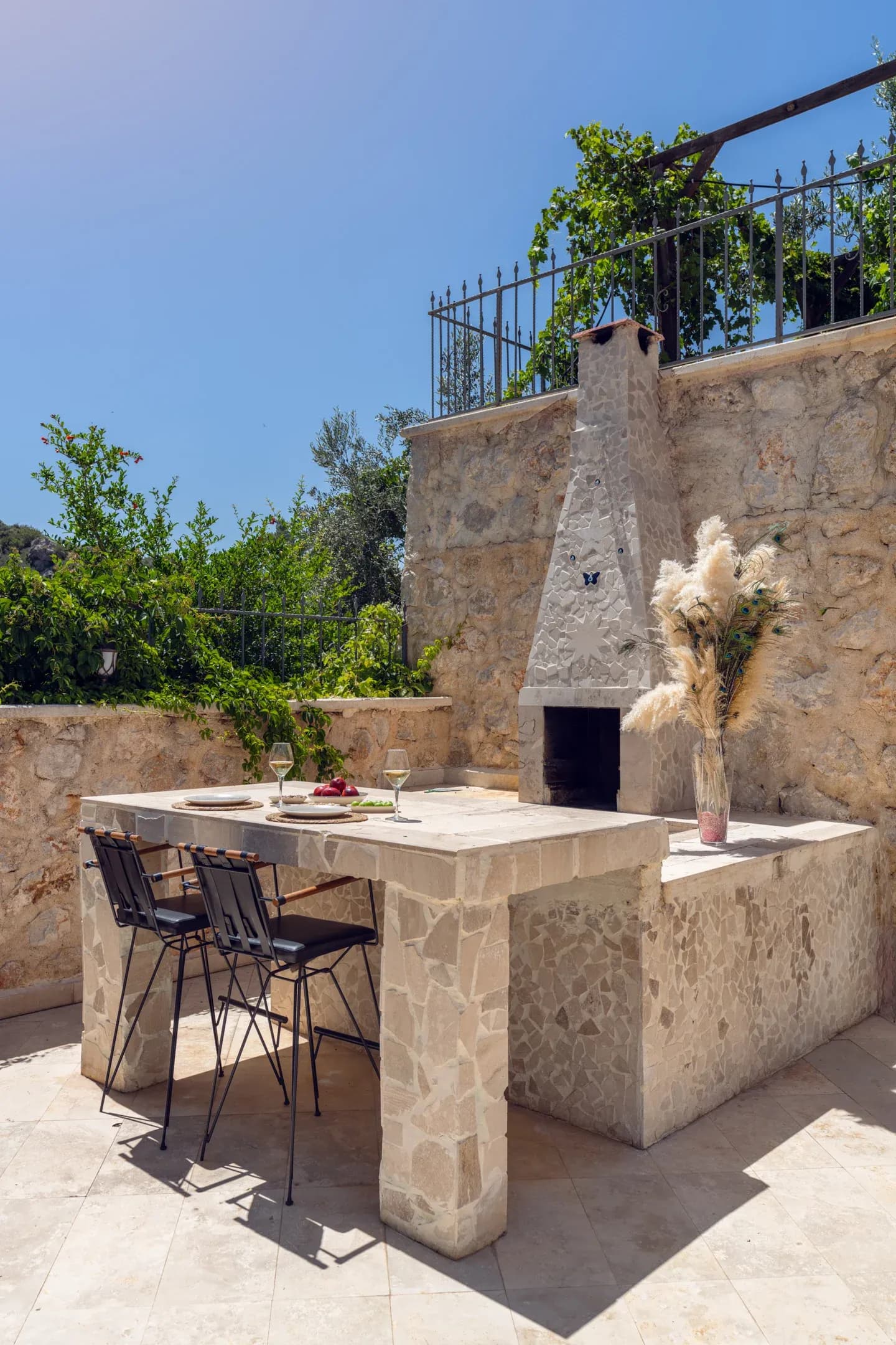 Villa Chiron 1