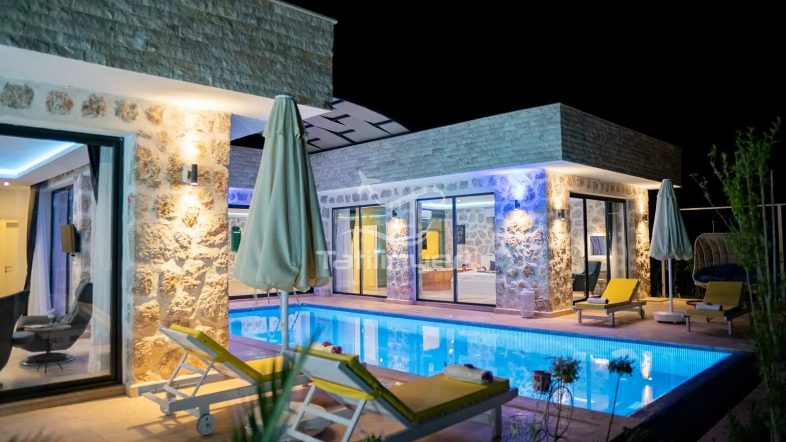 Villa Chiron 7