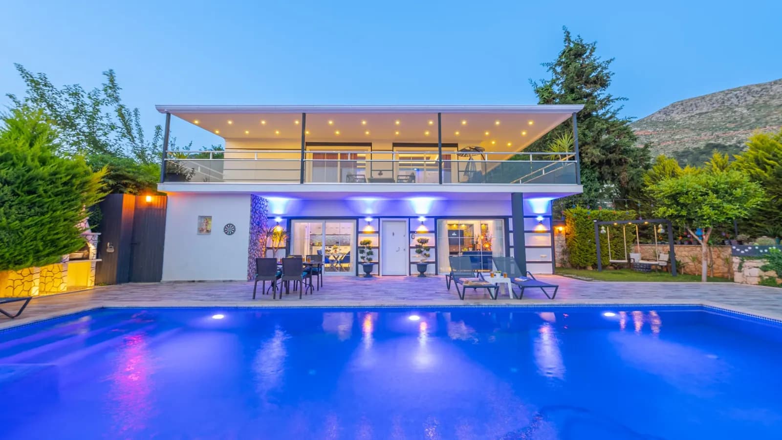 Villa Happines