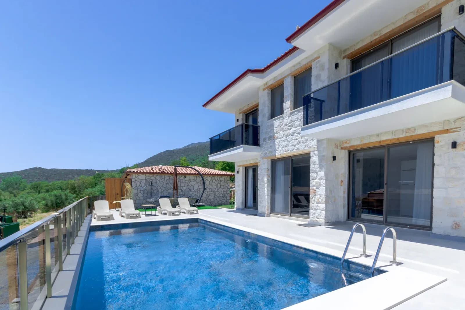 Villa Lancer 2