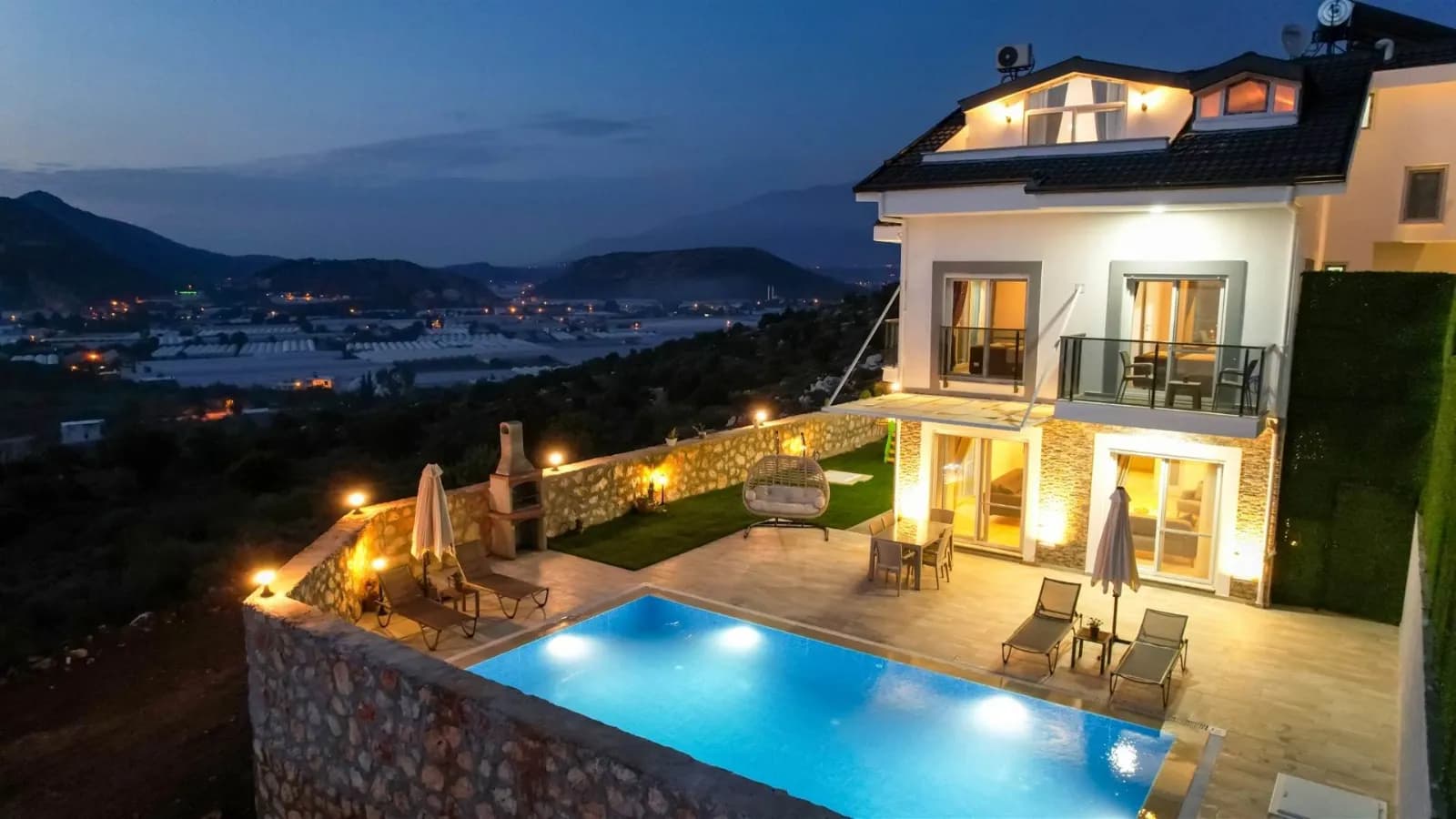 Villa Leton 2