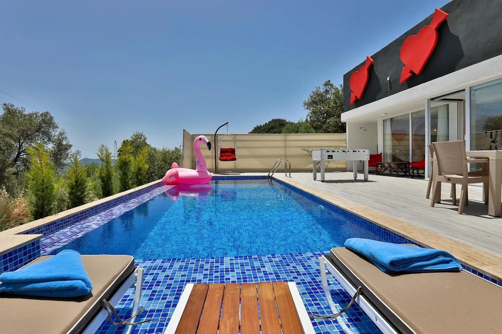 Villa Love House