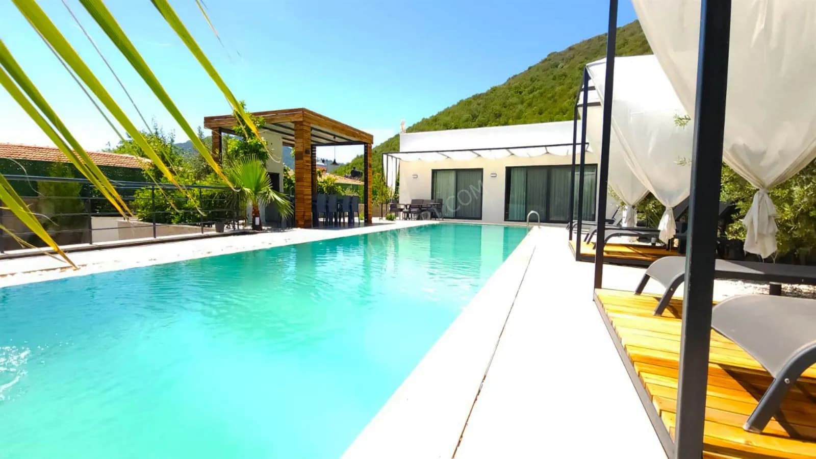 Villa Mamon Deluxe