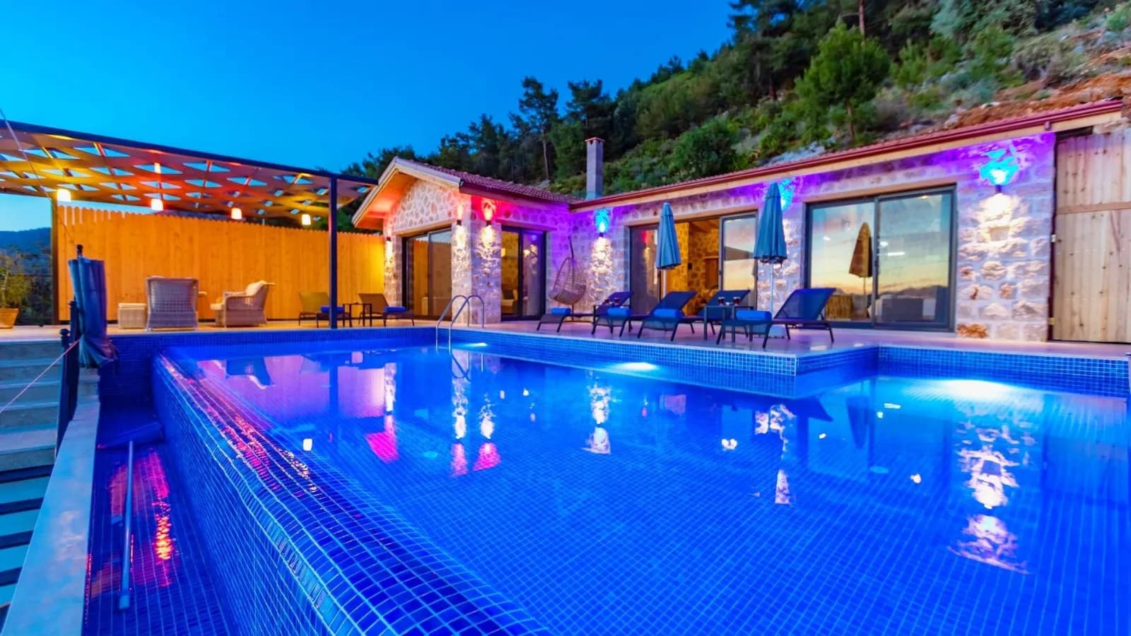 Villa Pona