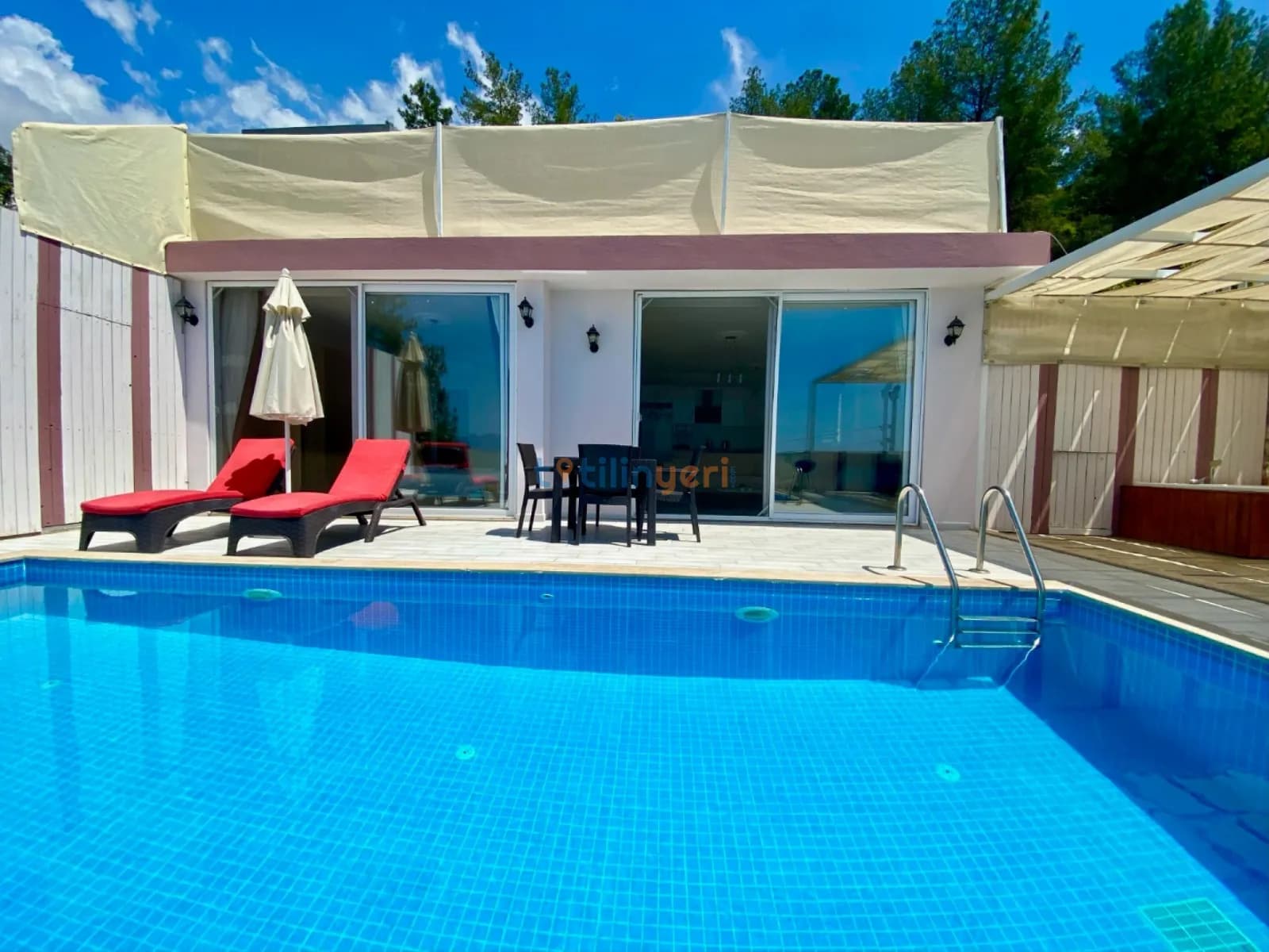 Villa Suna