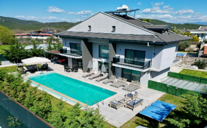 Villa Premium Mey