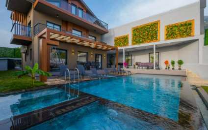 Villa Water